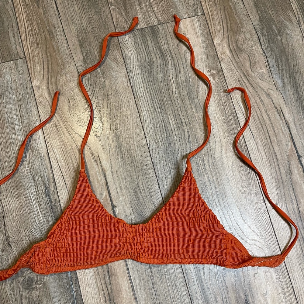 Ripple Bathing Suit Top